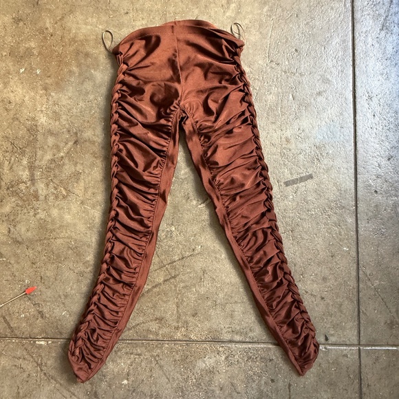 Jean Paul Gaultier Early 2000's Brand New Twisted Capri Tights - Picture 2 of 13